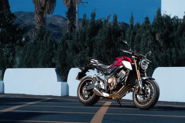 Honda CB650R (2019)